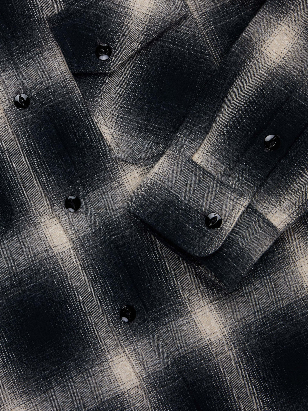 Crosscut Flannel in Black Ombre Plaid