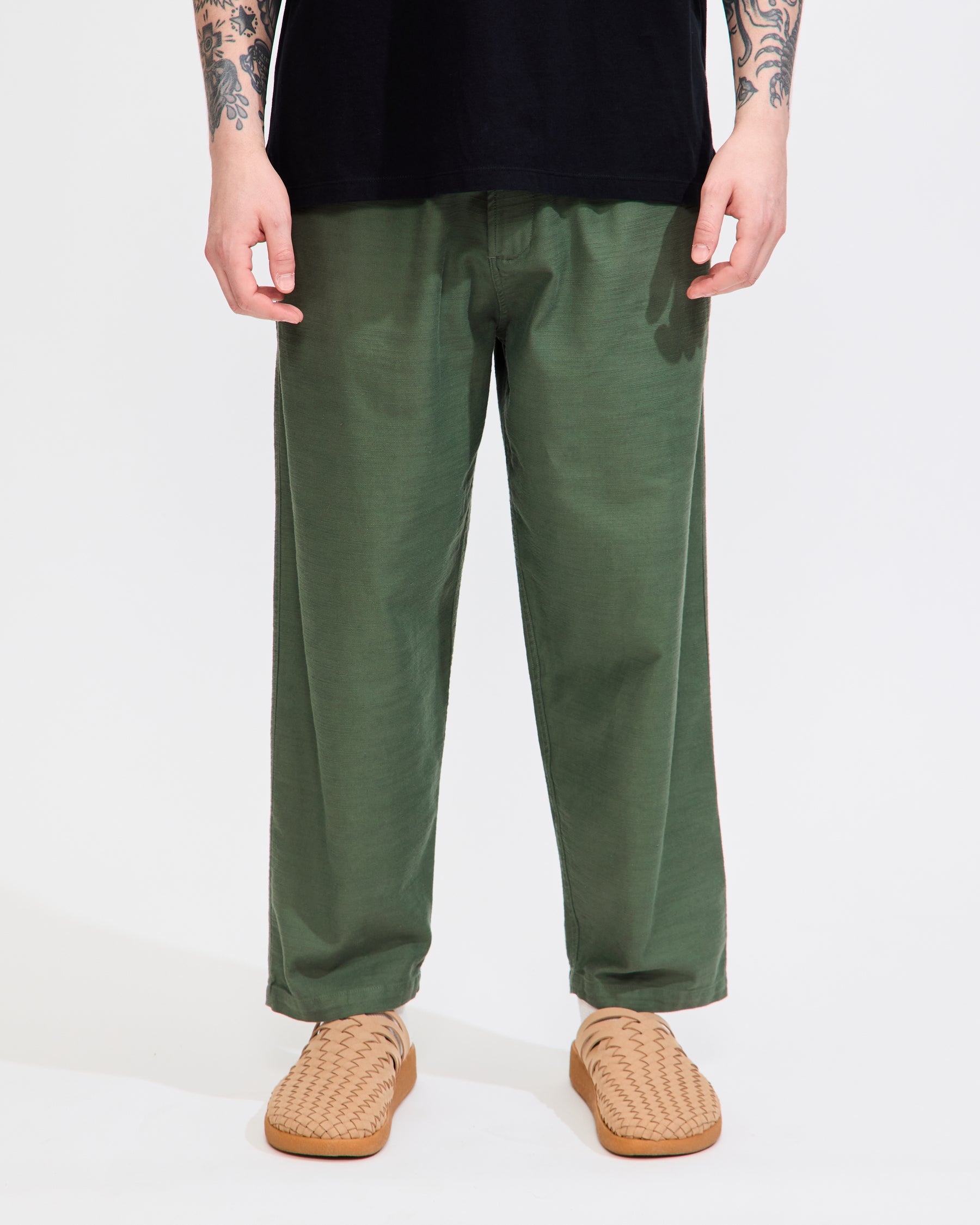 Hi Water Trouser in Olive Slub Sateen