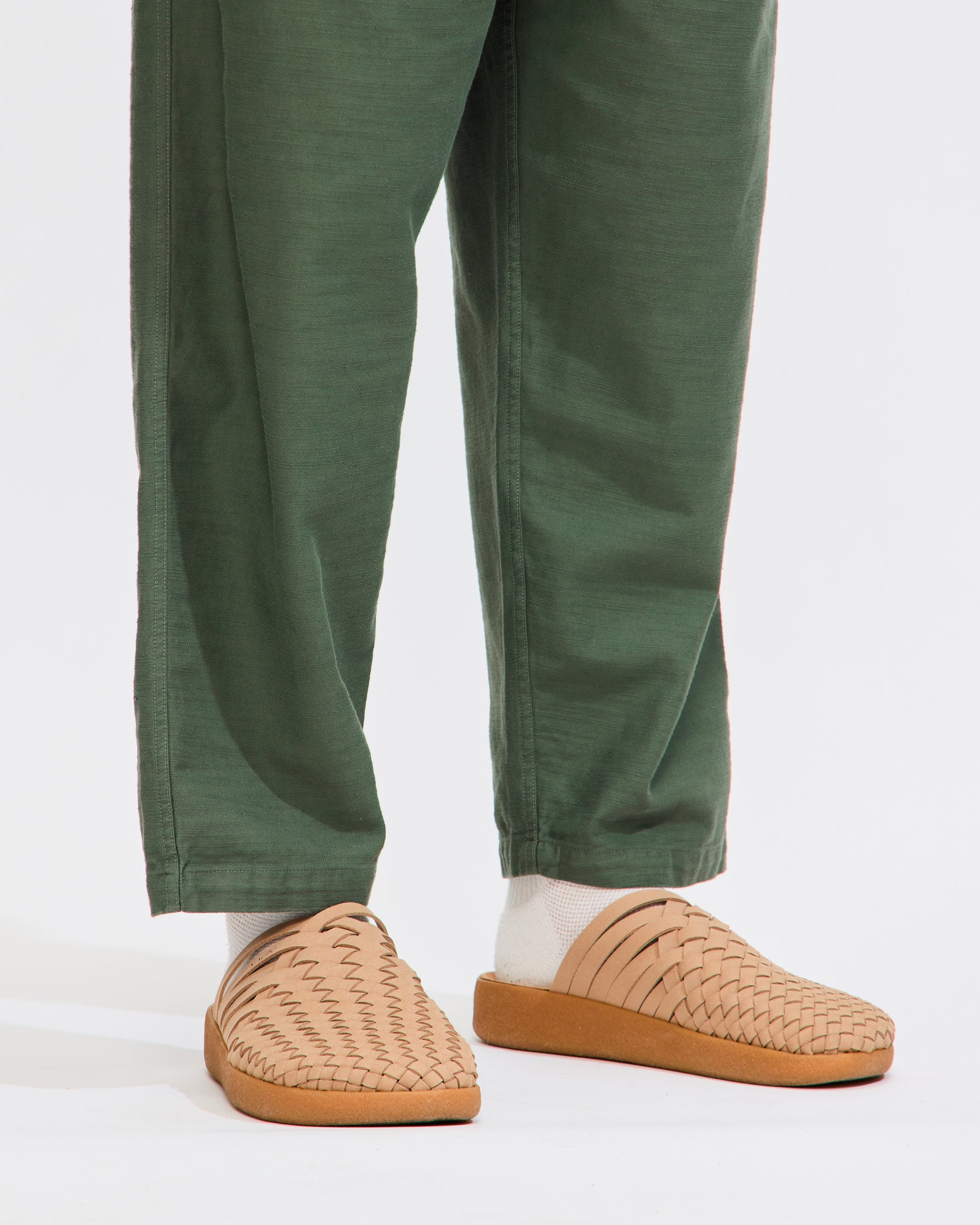 Hi Water Trouser in Olive Slub Sateen