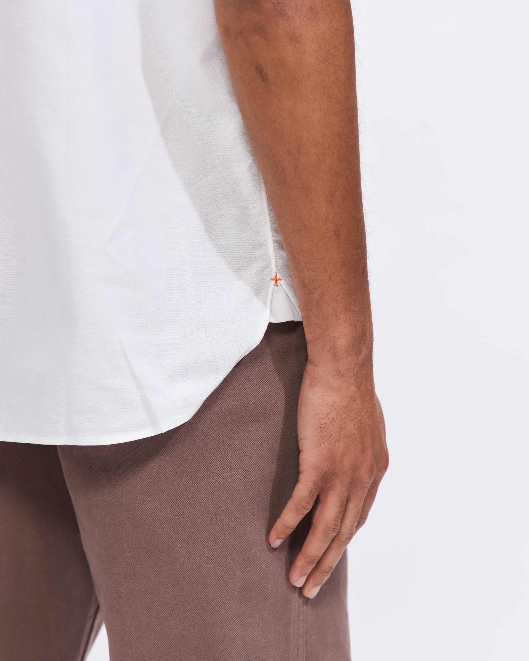 Beams Plus BD Short Sleeve Oxford COOLMAX® Shirt in White Homme Essentials