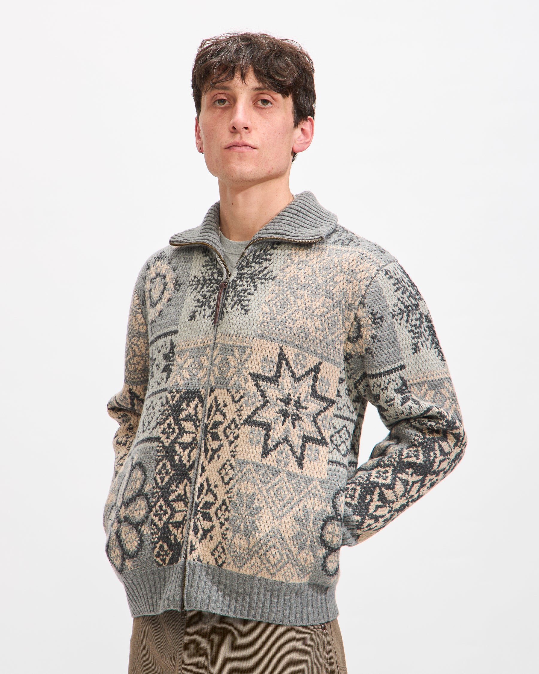 Beams Plus Zip Cardigan Double Jacquard Patchwork Like Pattern in Grey Homme Essentials