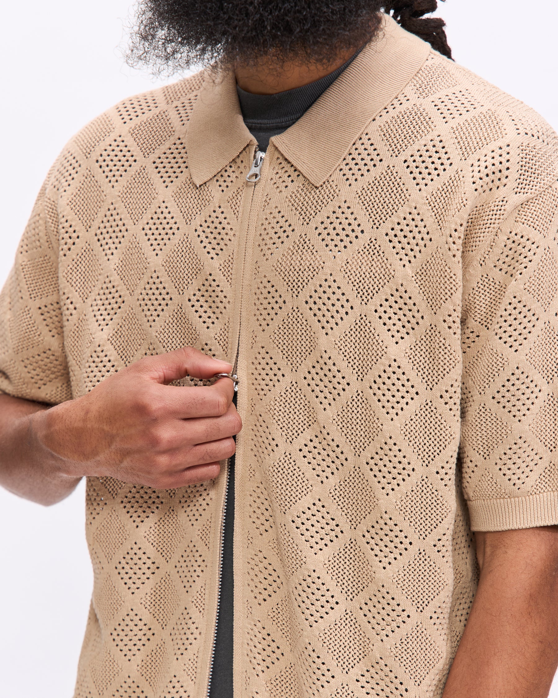 Beams Plus Zip Knit Polo Mesh in Beige Homme Essentials