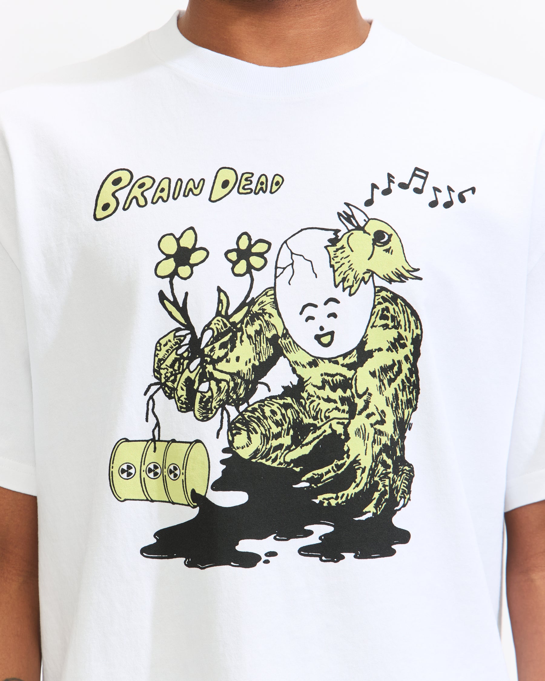 Brain Dead Nuclear Evolution T-Shirt in White Homme Essentials