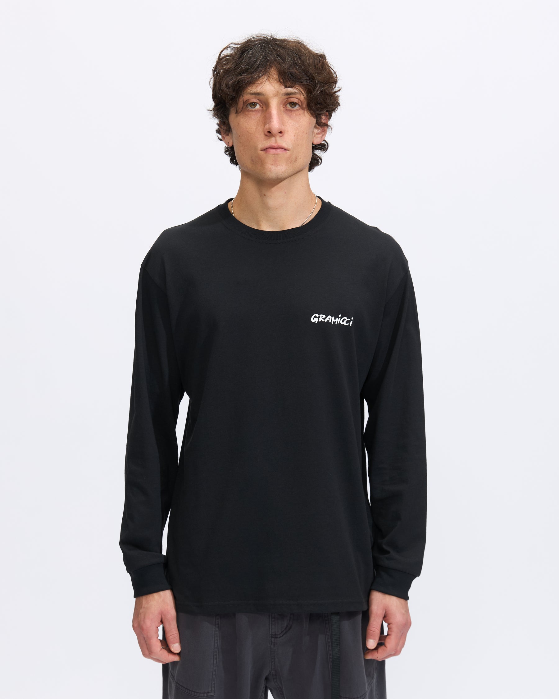 Gramicci Stonehenge L/S Tee in Vintage Black Homme Essentials