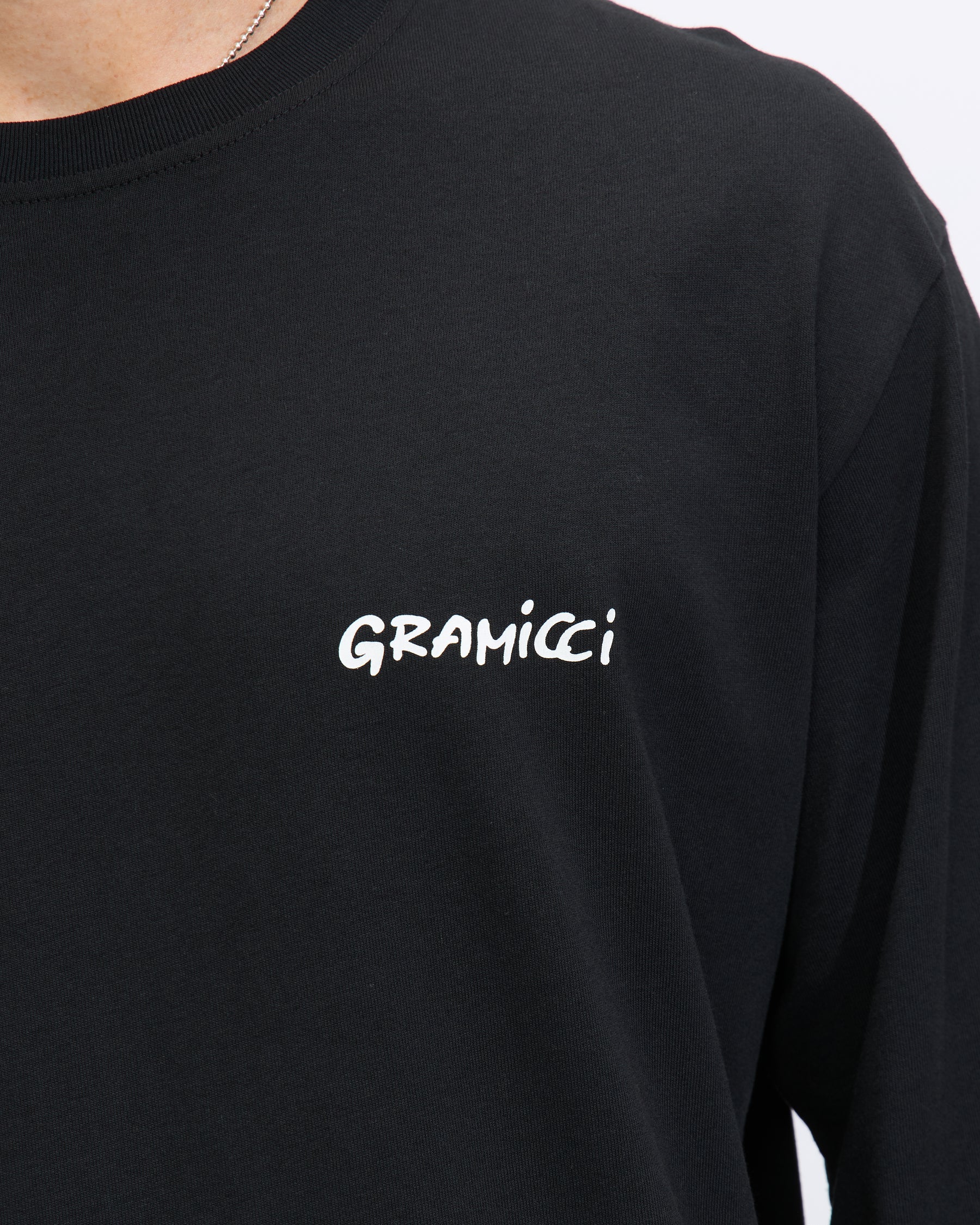 Gramicci Stonehenge L/S Tee in Vintage Black Homme Essentials