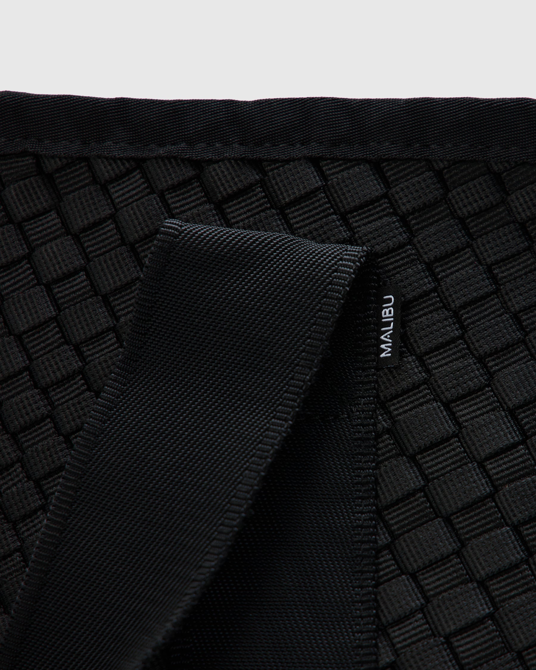 The Weekender Beach Tote Nylon in Black