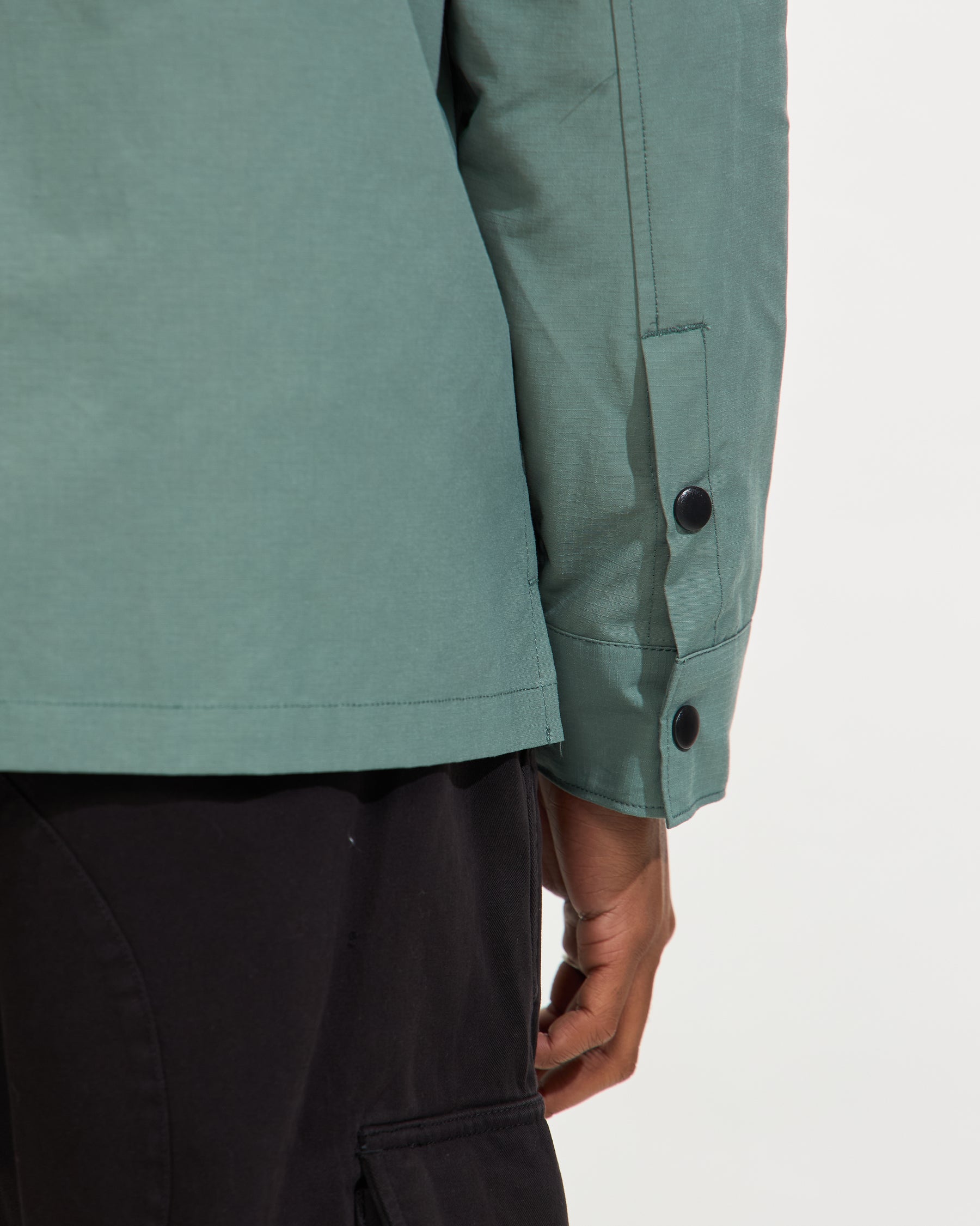 Ryan Utility LS Shirt in Dark Forest