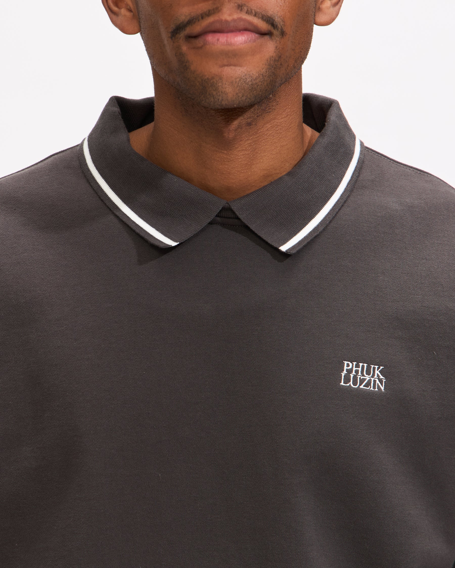 Metalwood Phuk Luzin Collared Sweatshirt in Tar Homme Essentials