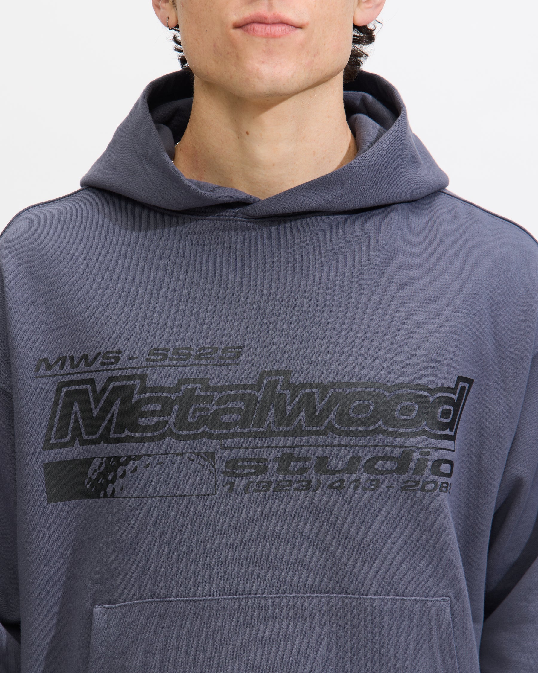 Metalwood Studio La Brea Shop Hooded Sweatshirt in Gunmetal Homme Essentials