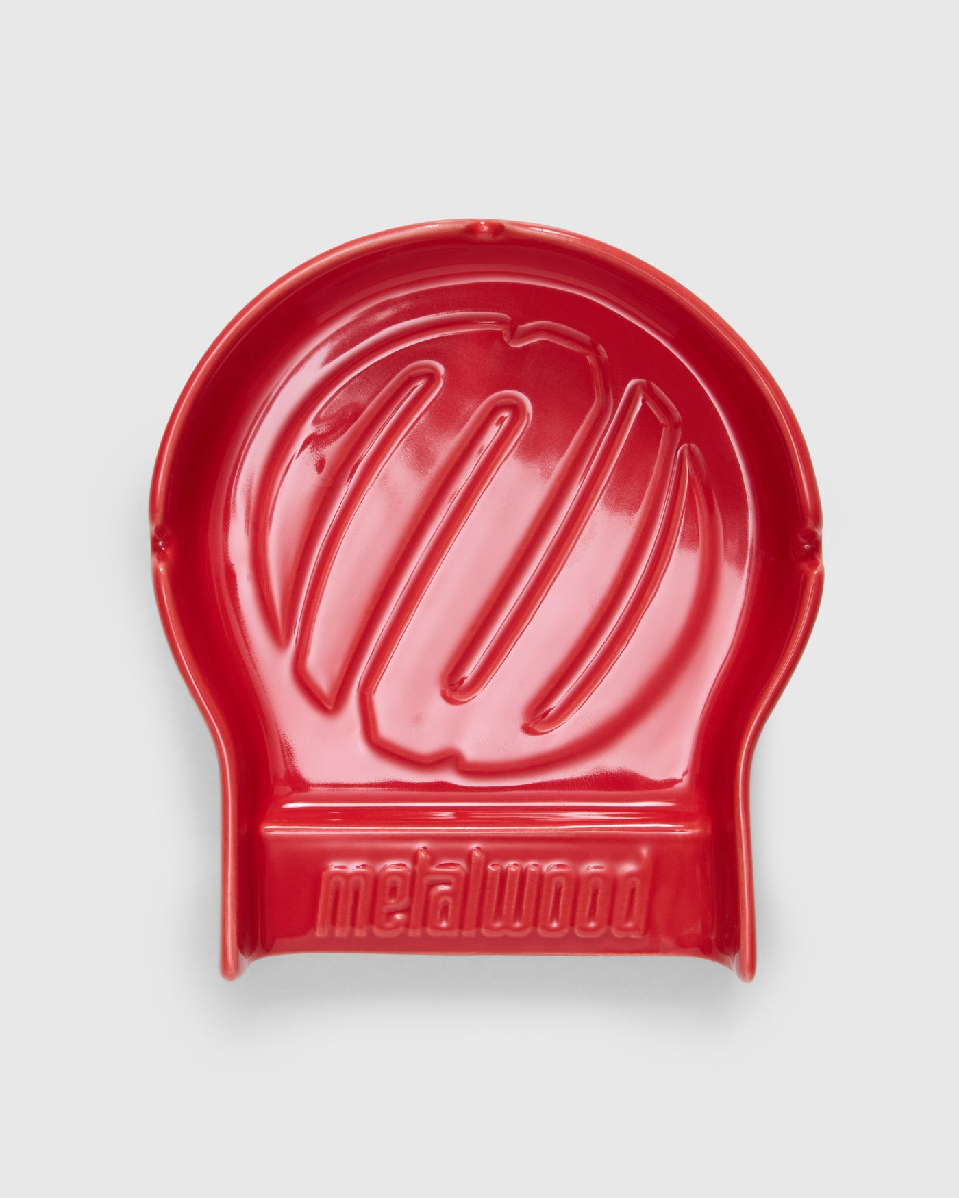 Metalwood Studio Putting Trainer Ceramic Ashtray in Red Homme Essentials