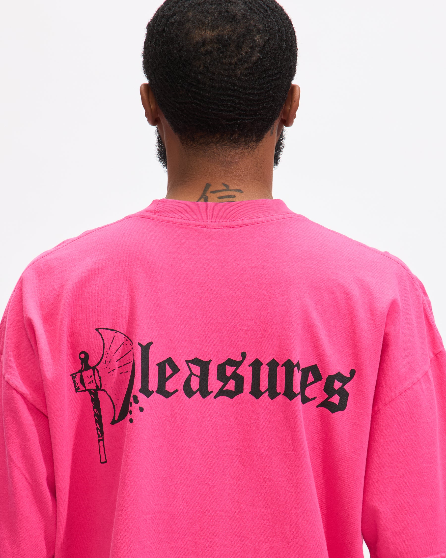 Pleasures Axed T-Shirt in Pink Homme Essentials