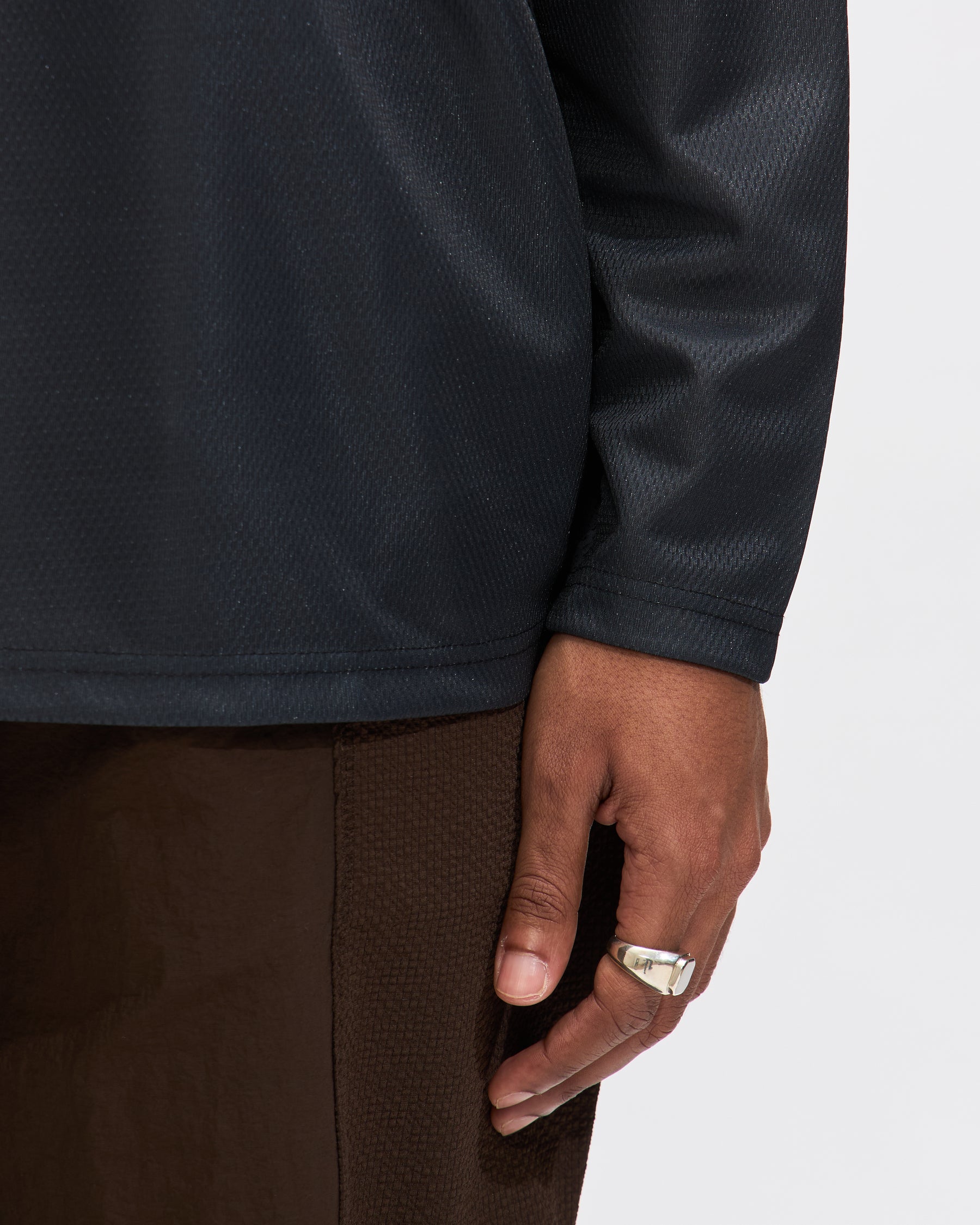 Pop Trading Company Pop Sportif Longsleeve Shirt in Black Homme Essentials
