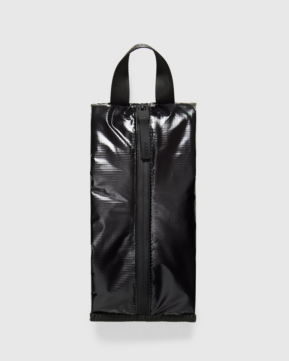 Rains Sibu Wash Bag in Black Homme Essentials