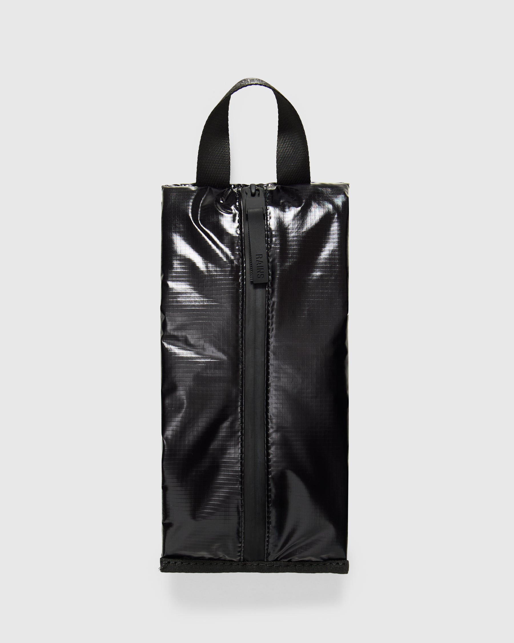 Rains Sibu Wash Bag in Black Homme Essentials