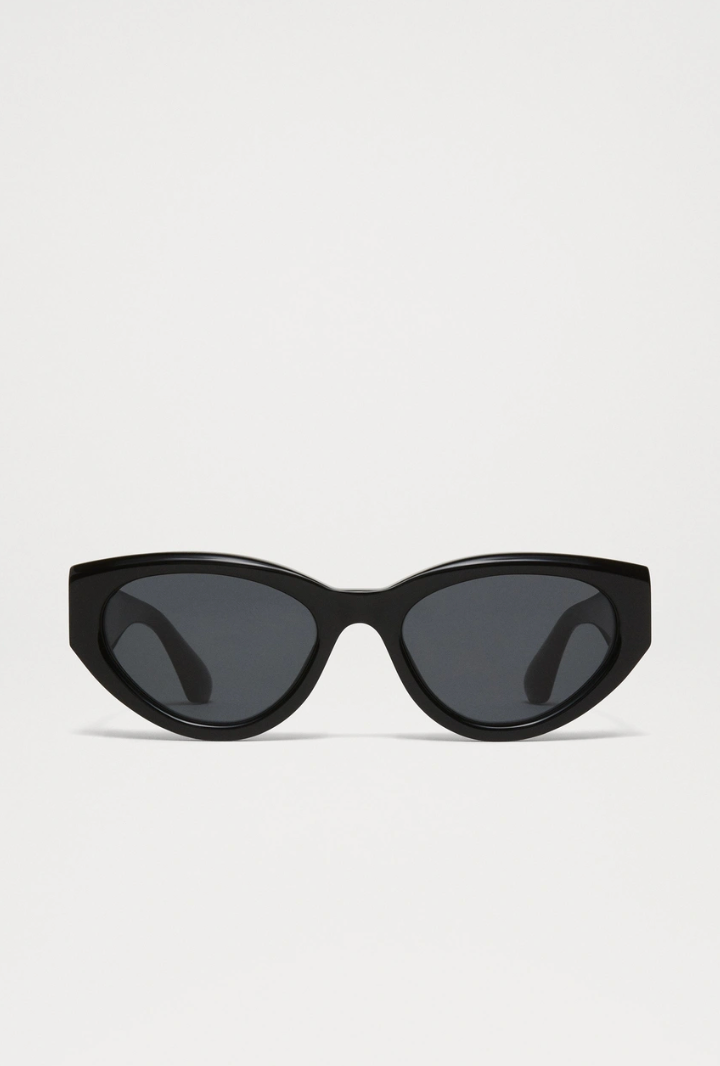 06 Sunglasses in Black