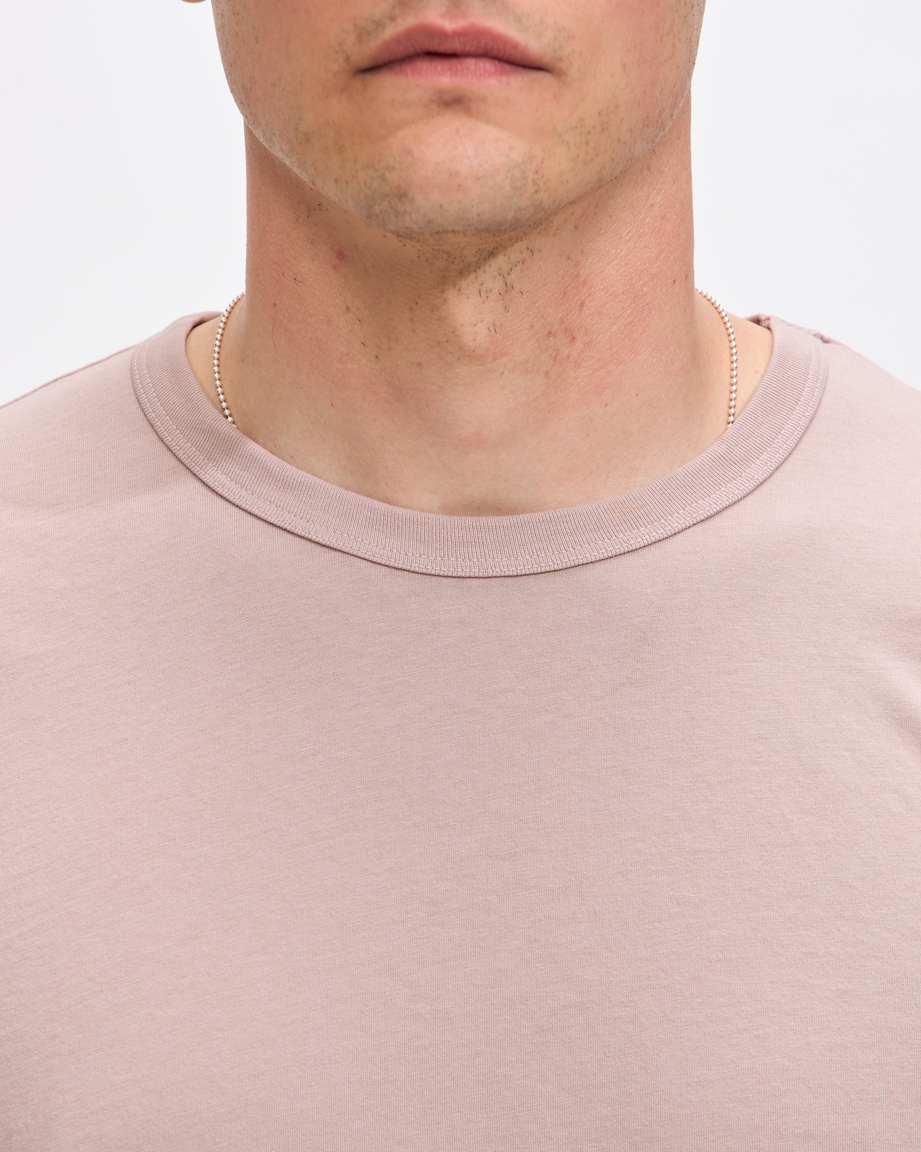 Standard Issue Fitted Tee in Antler Homme Essentials