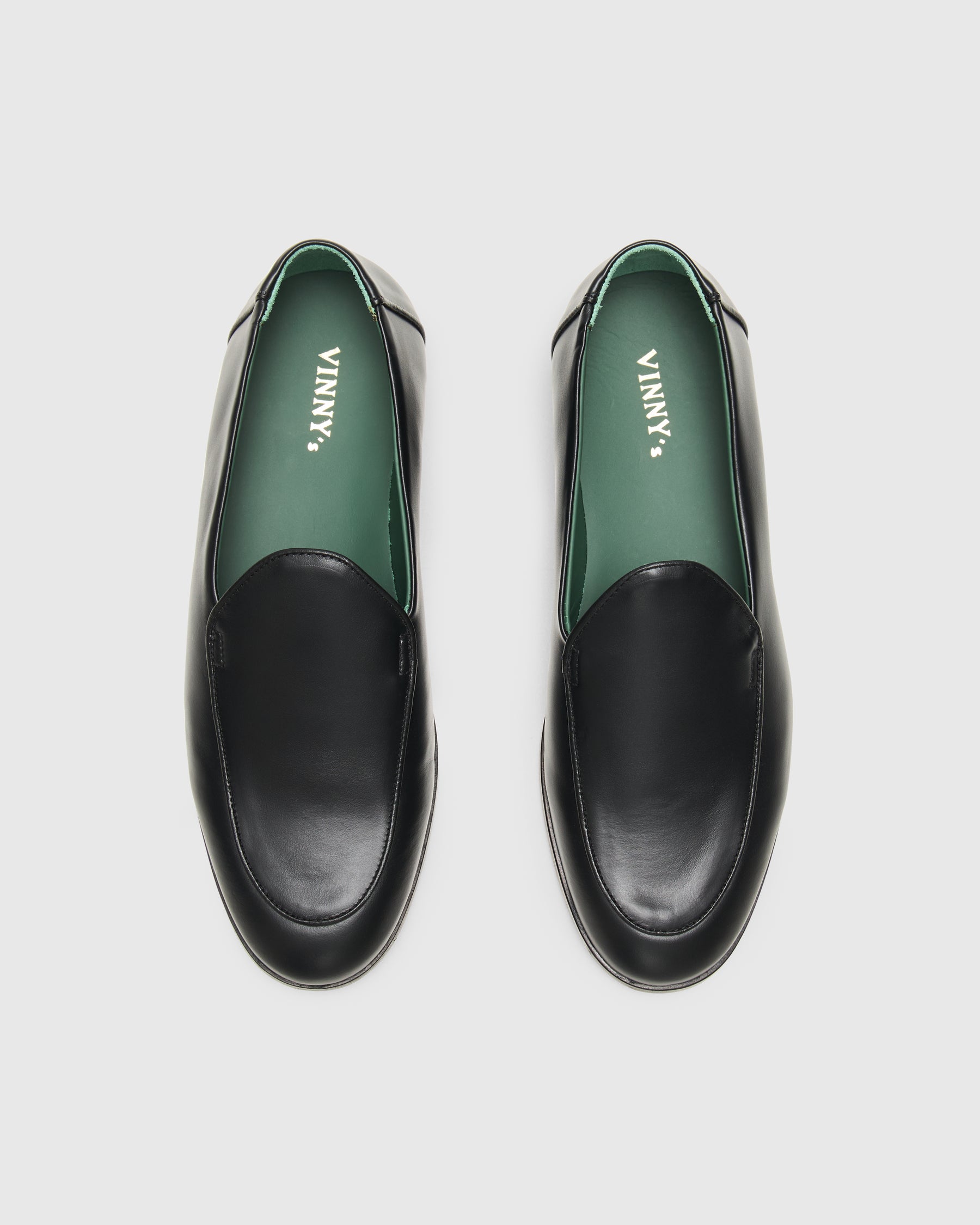 Vinny's Belgee Loafer in Black Homme Essentials