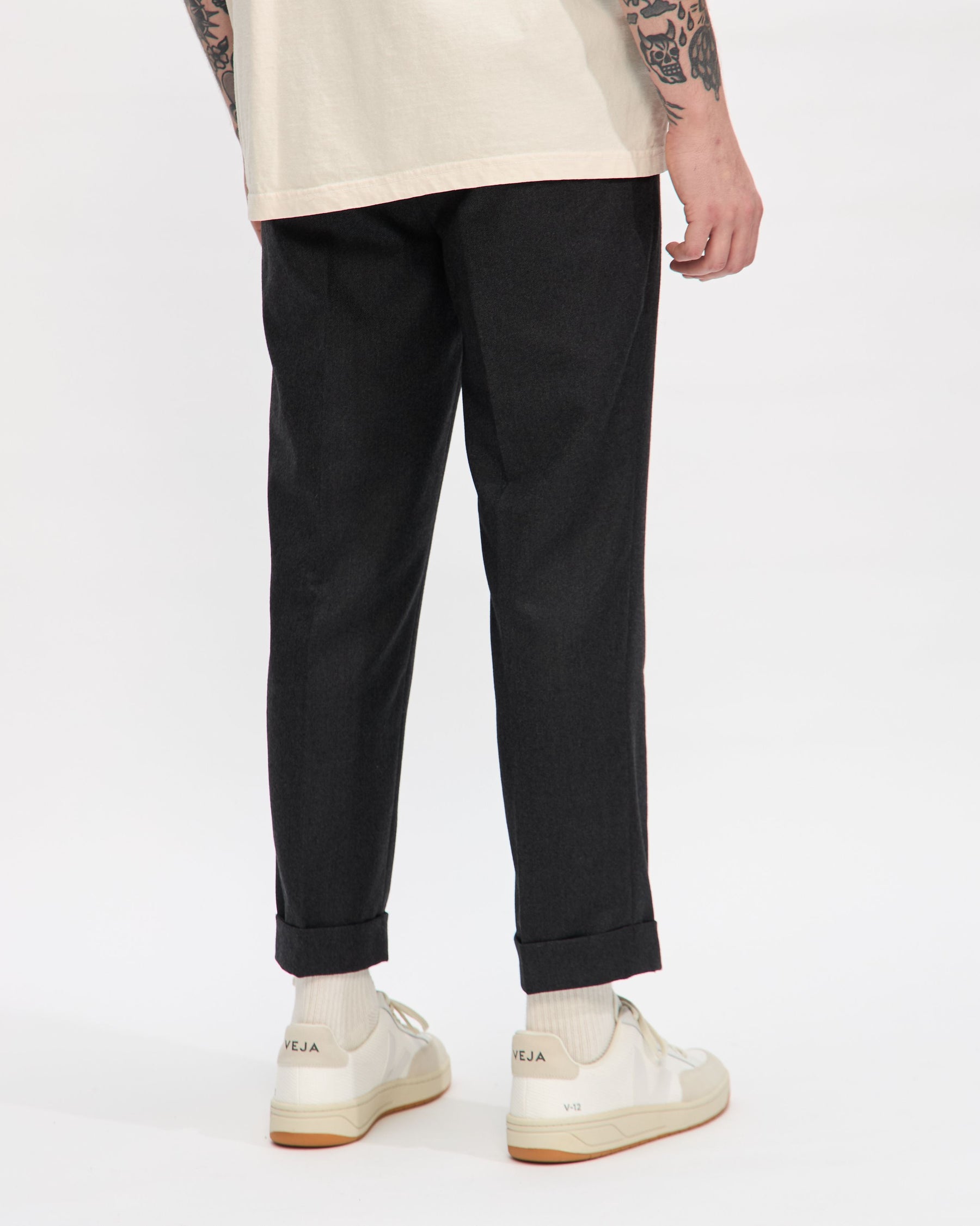 9/10 Flannel Pant in Charcoal