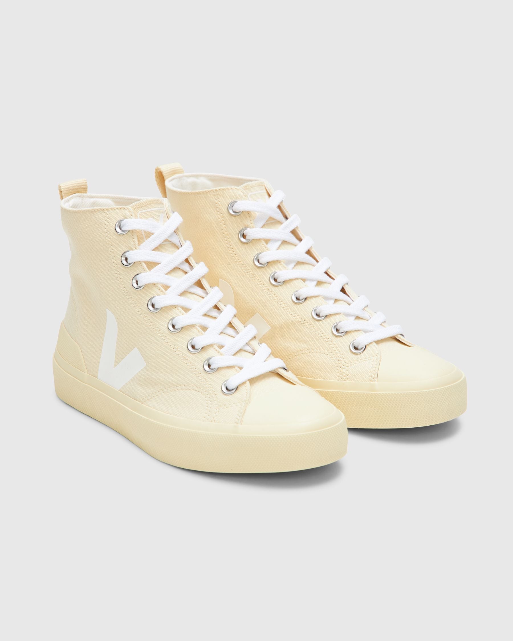 Wata II Canvas in Butter White