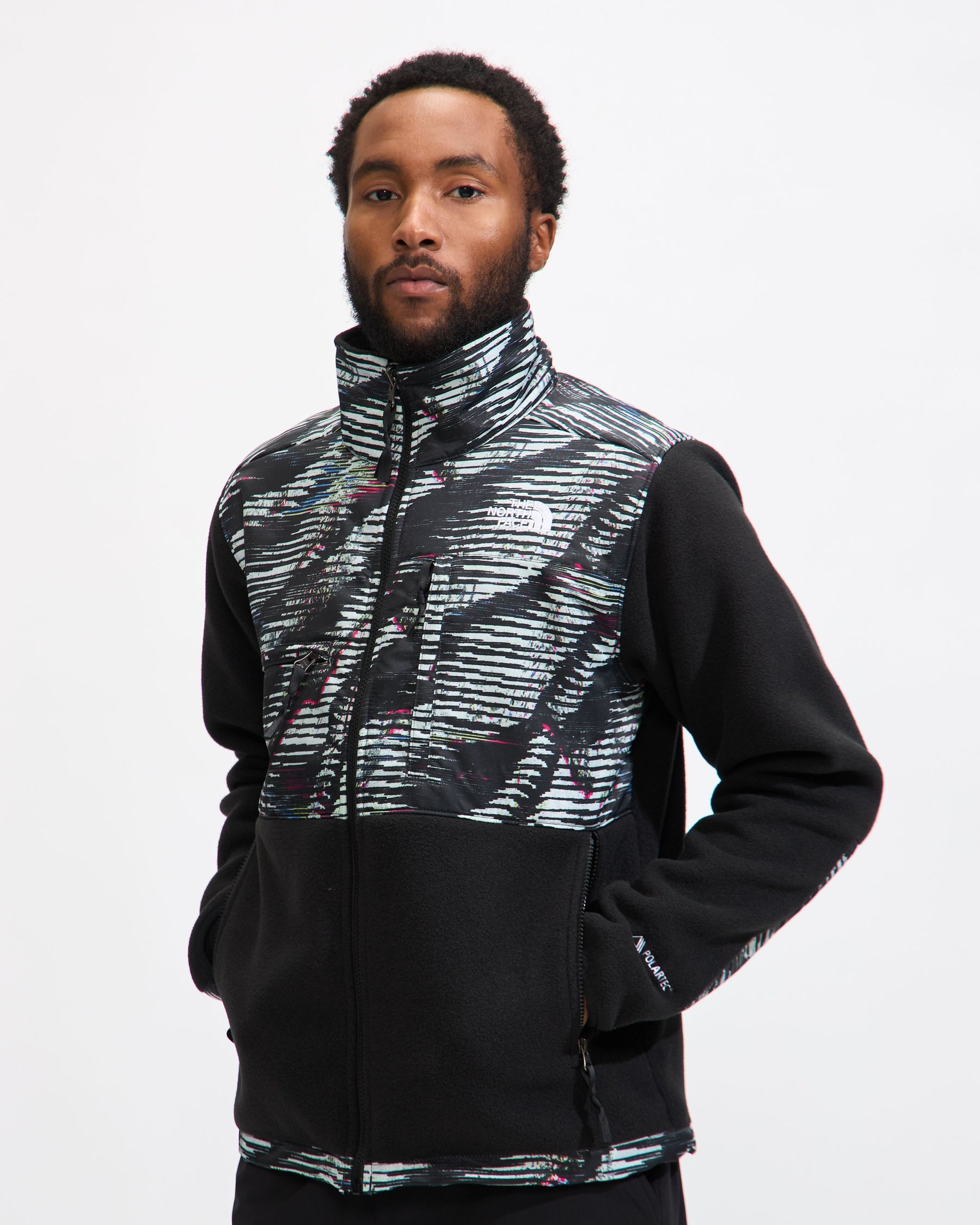 Denali Jacket in TNF Black / Black Beta