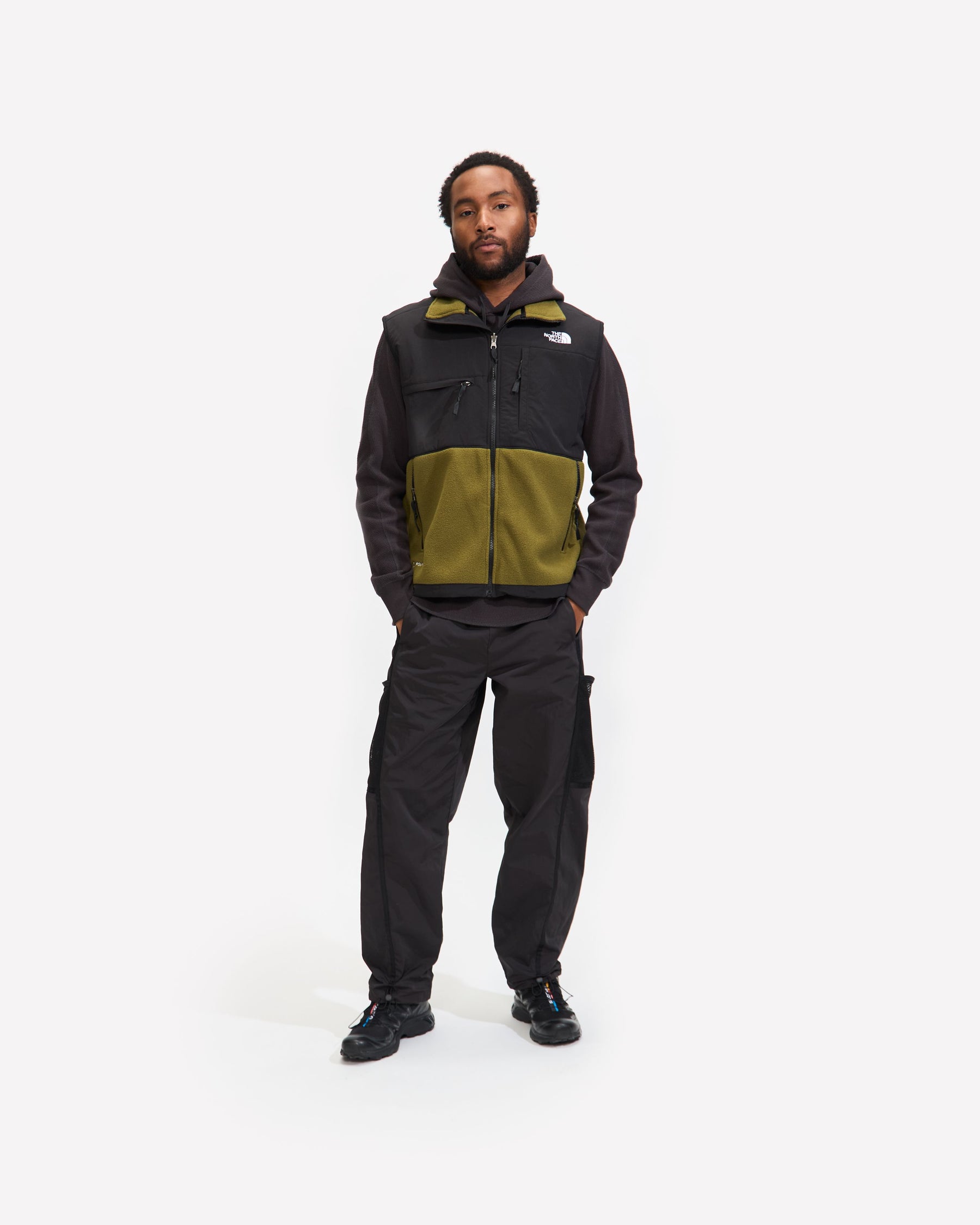 Denali Vest in Forest Olive