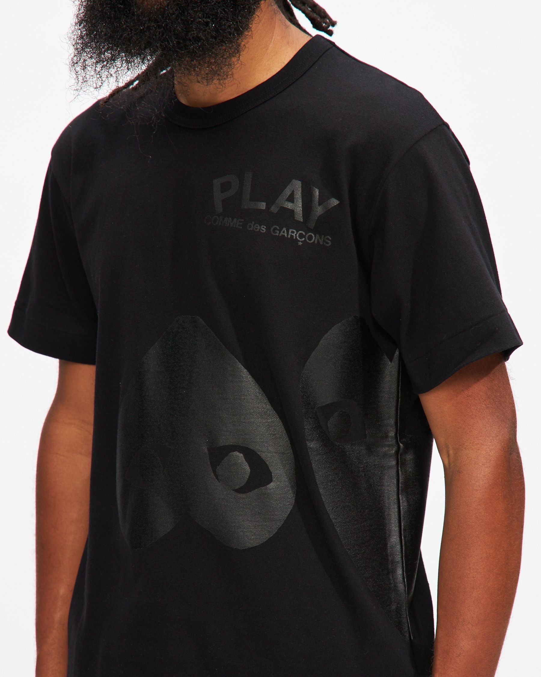 Three Hearts T-Shirt in Black