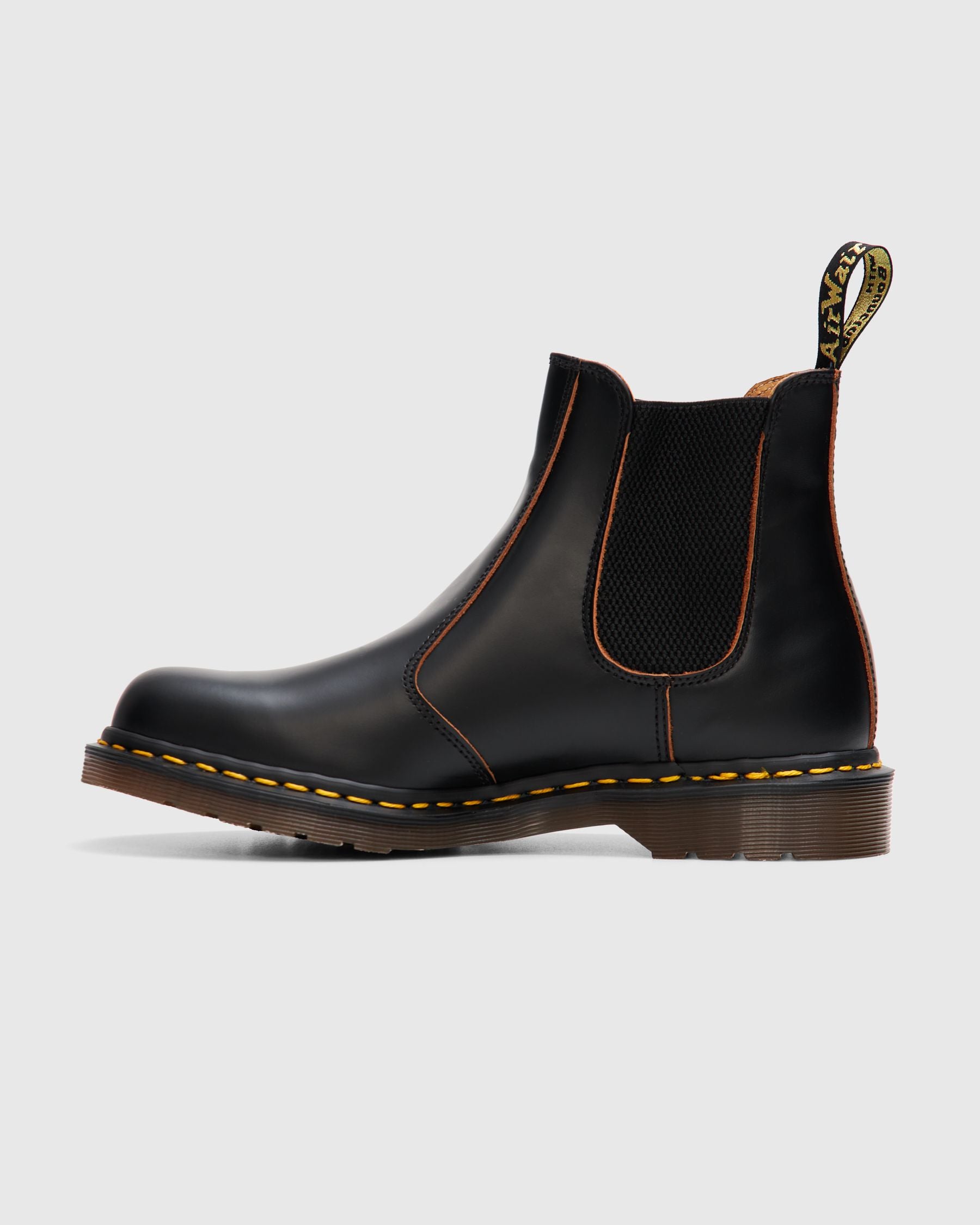 2976 Vintage Made in England Chelsea Boots