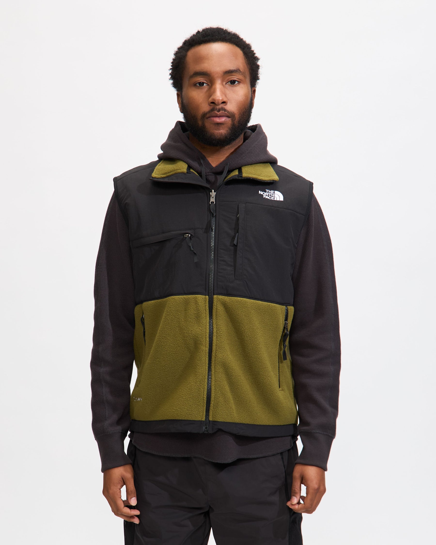 Denali Vest in Forest Olive