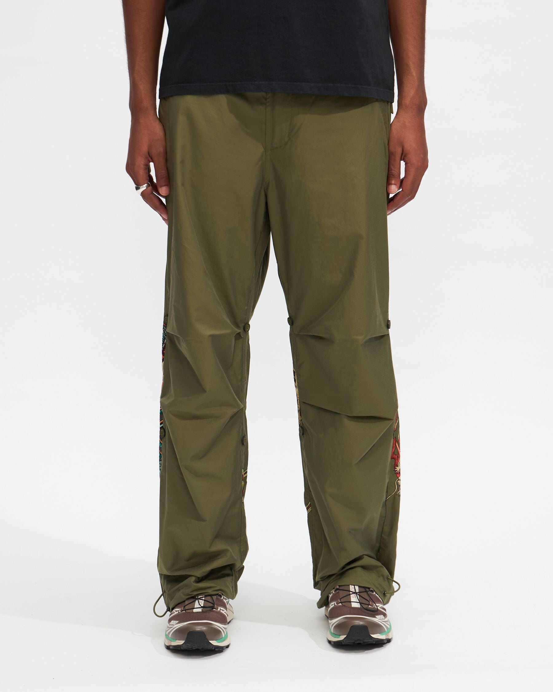 Tiger Vs Samurai Loose Snopants in Olive OG-107F
