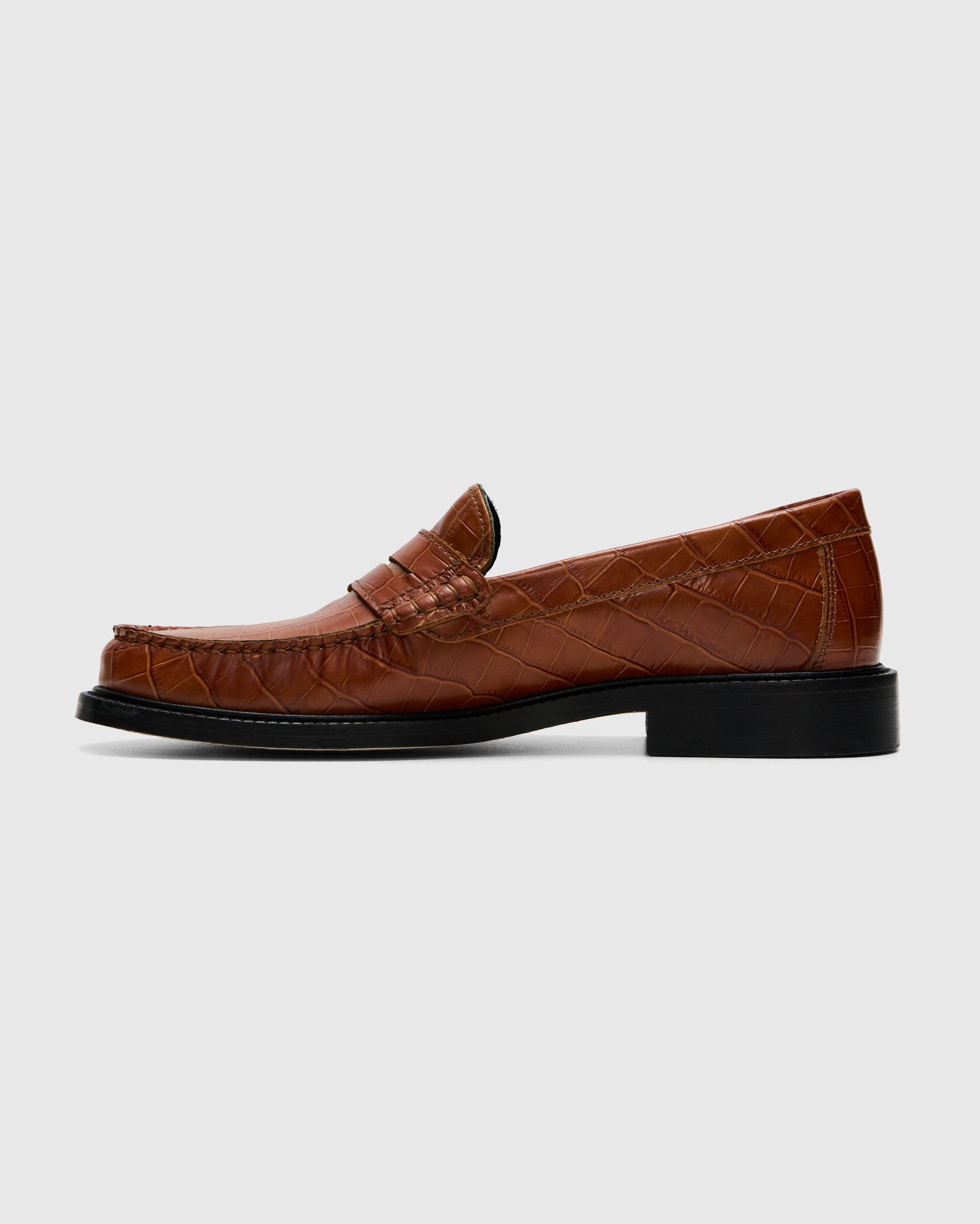 Yardee Moccasin Loafer in Dark Brown