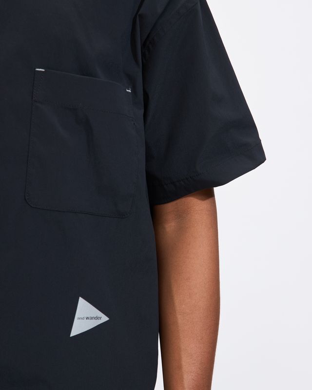 UV Cut Stretch Short Sleeve Shirt in Black
