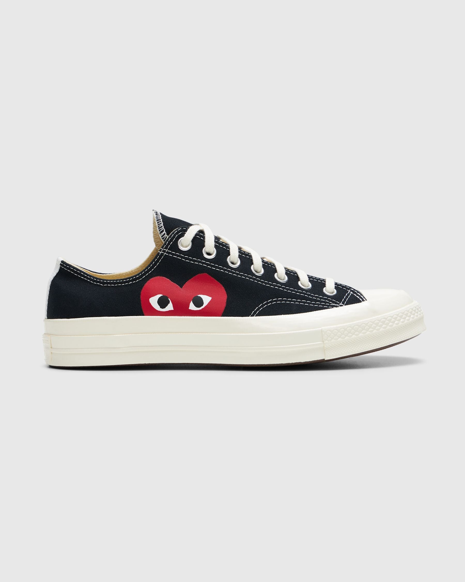 Red Heart Chuck Taylor All Star '70 Low in Black