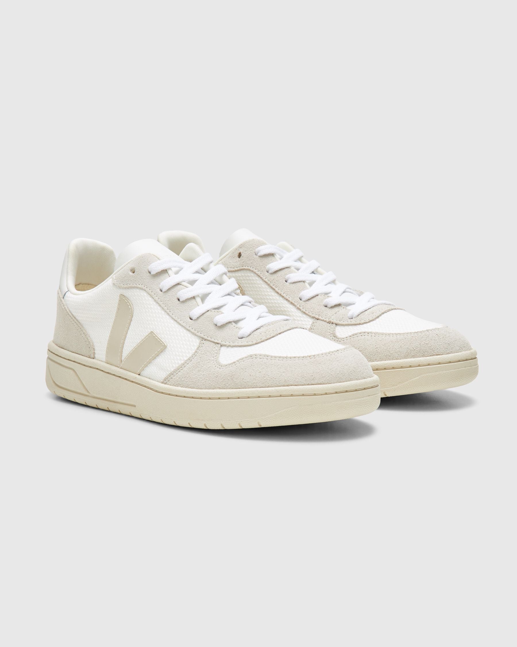 V-10 B-Mesh in White/Natural/Pierre