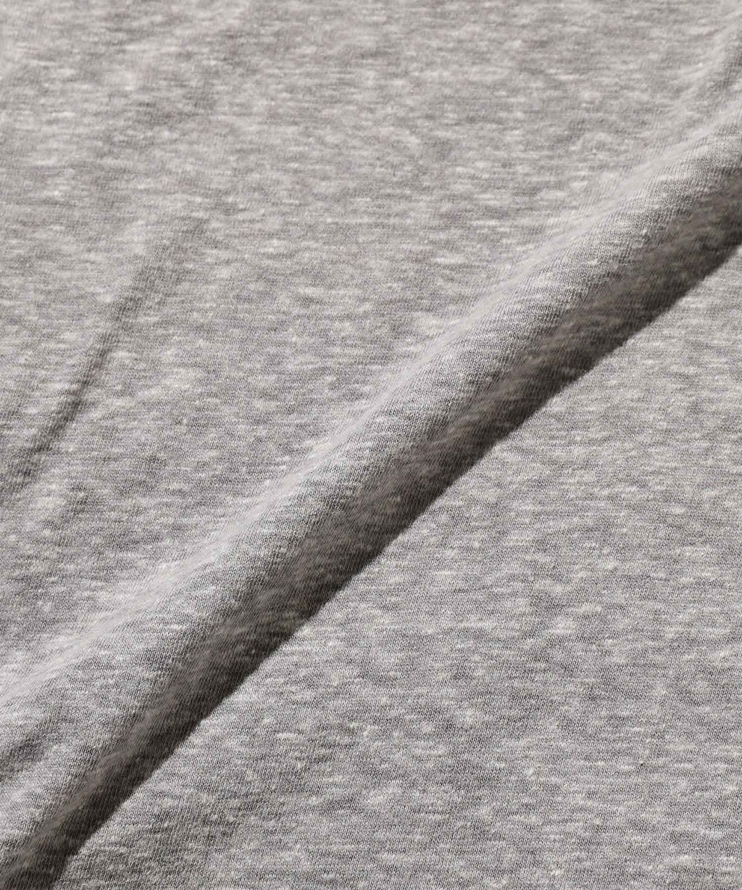 Pocket T-Shirt in Grey
