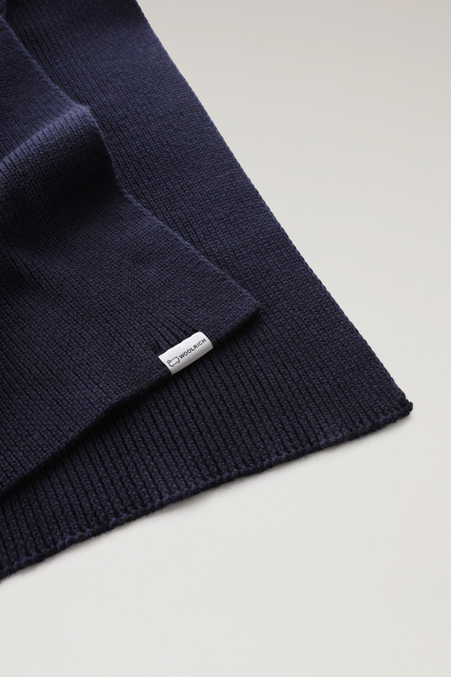 Merino Wool Ribbed Scarf in Dark Blue