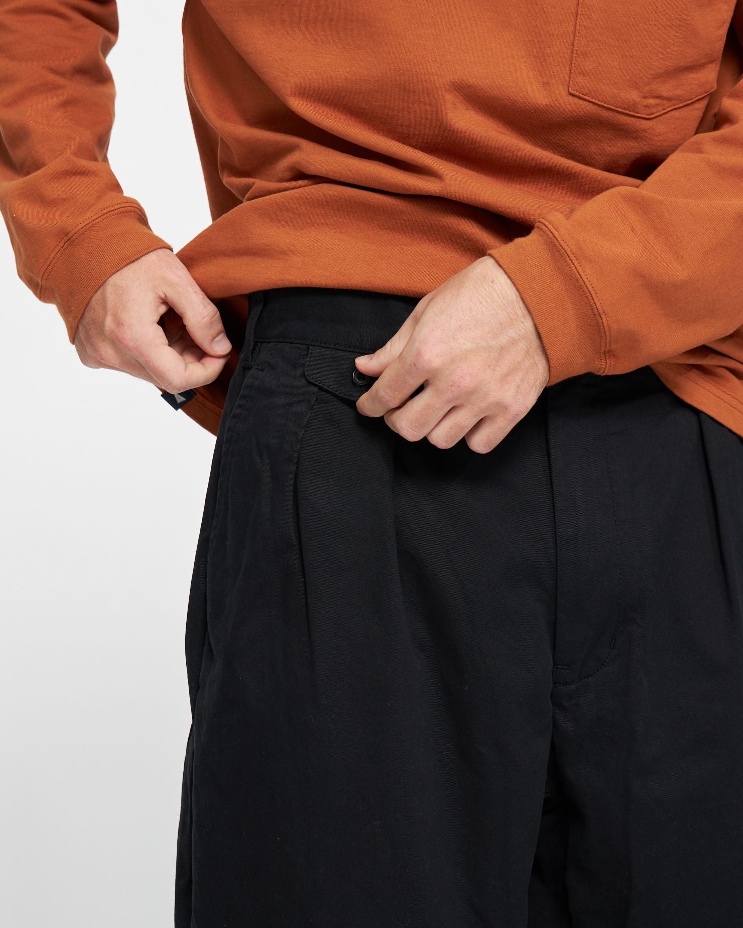 2 Pleat Twill Pant in Black