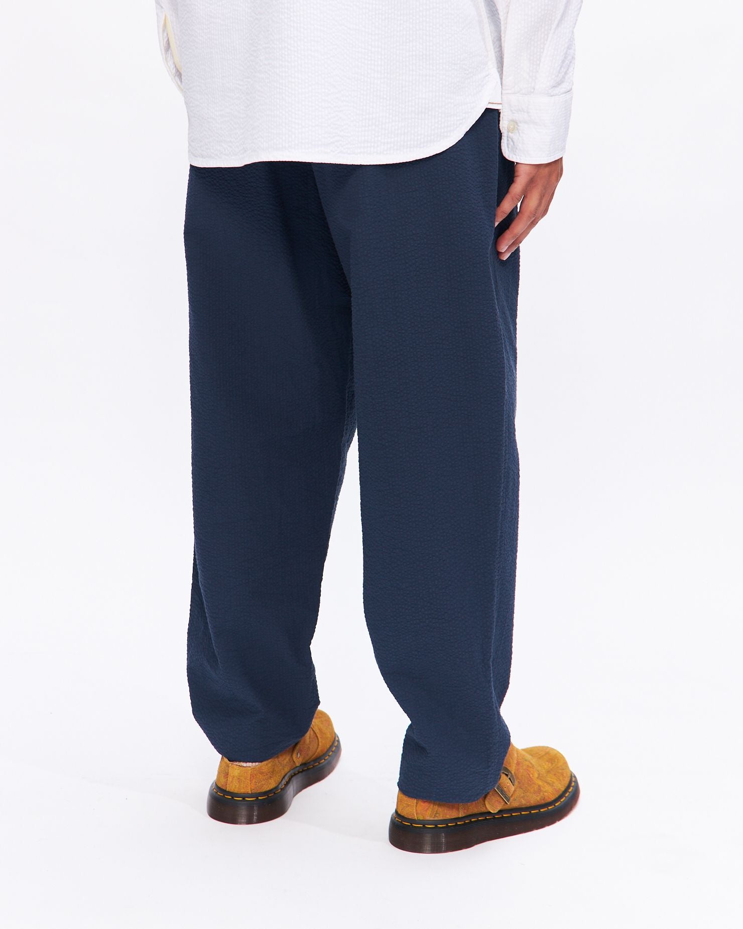 Pleated Track Pant in Navy Cotton Seersucker