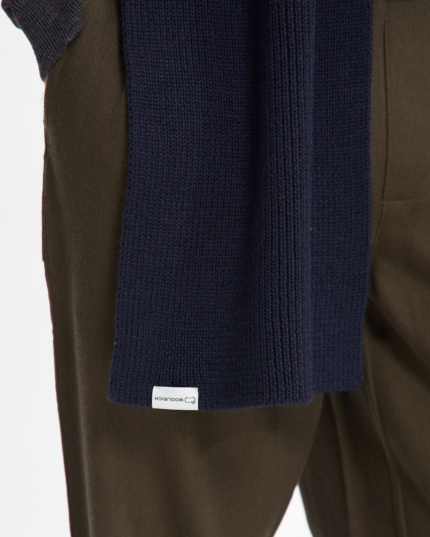 Merino Wool Ribbed Scarf in Dark Blue
