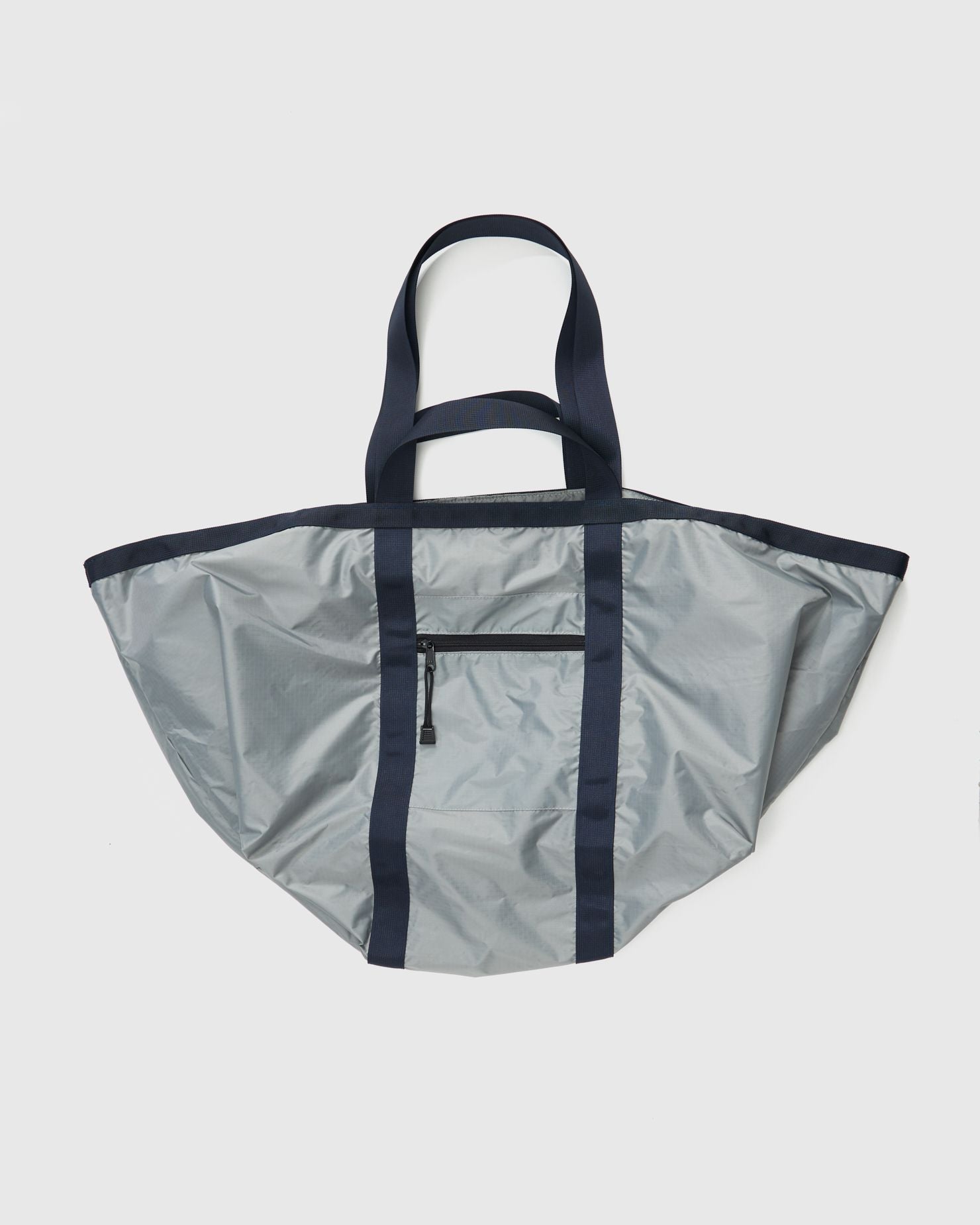 Nylon Weekender in Grey/Navy
