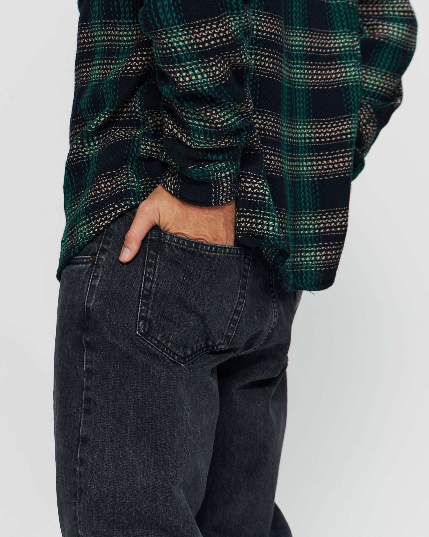 5 Pocket Jean in Washed Black