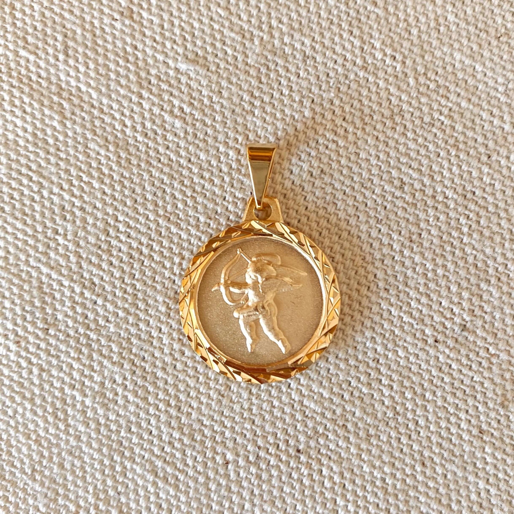 Curb Chain Cupid Necklace in 18k Gold Fill