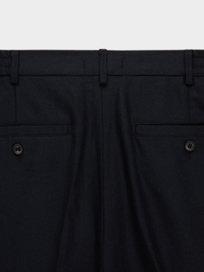 Pleated Trouser in Black Wool