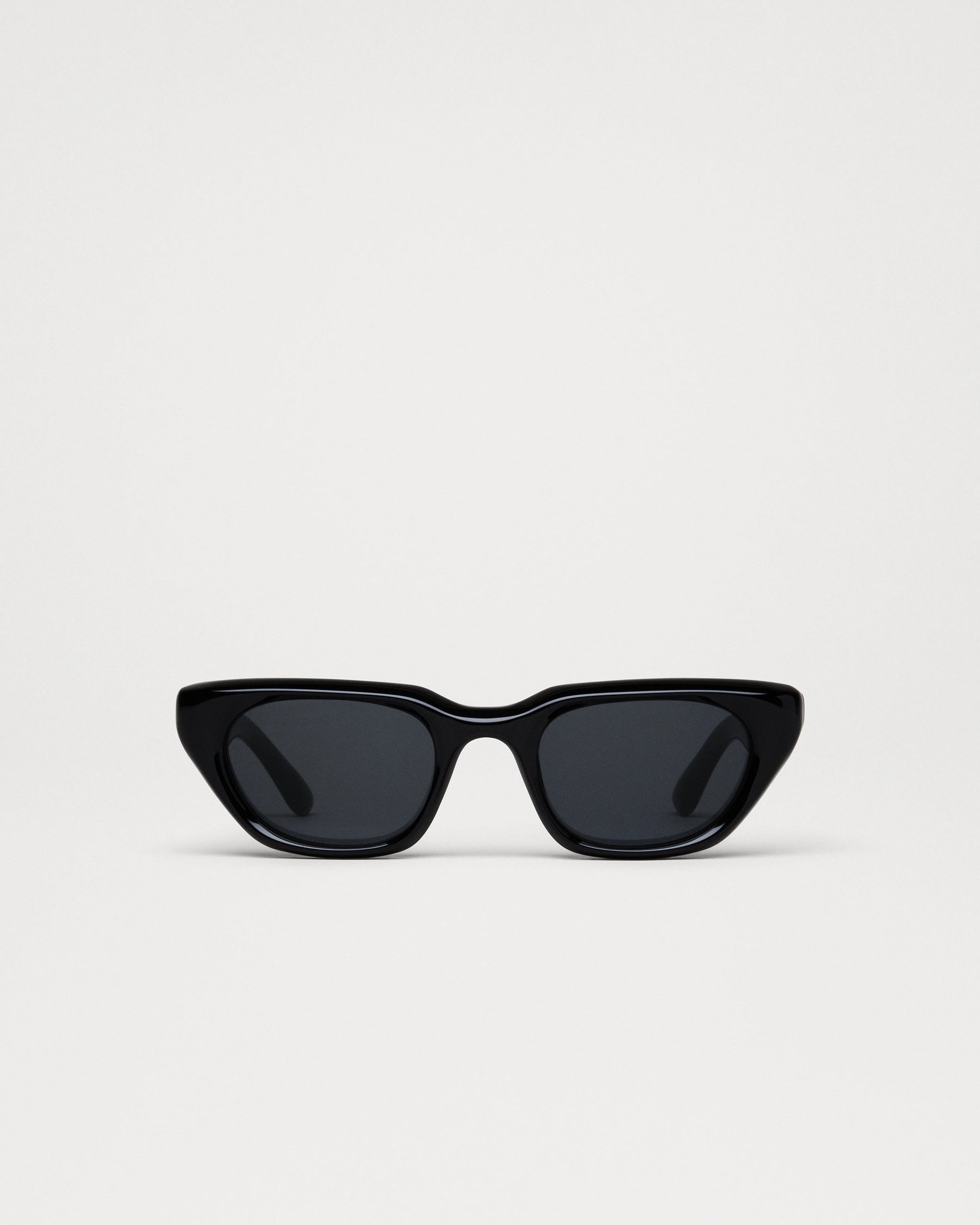 X17 Sunglasses in Black
