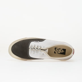 LX Authentic 44 in Aged Black / White