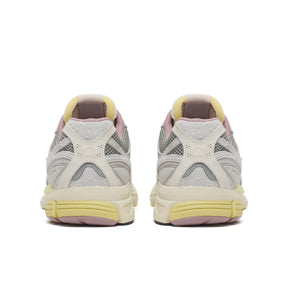 Saucony x 3sixteen Guide v7.3s in Graphite