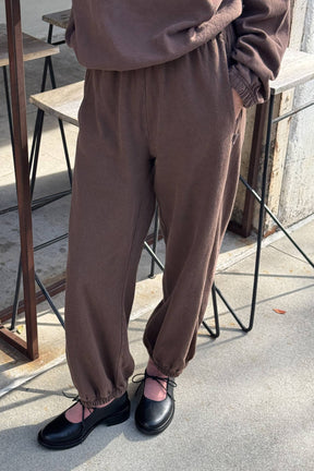 Balloon Pants in Chocolate