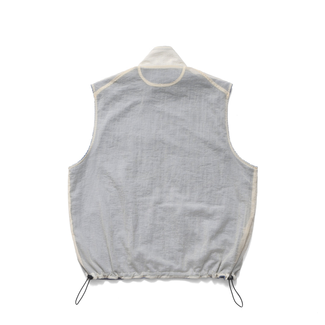 Trail Mix Reversible Vest in Ice