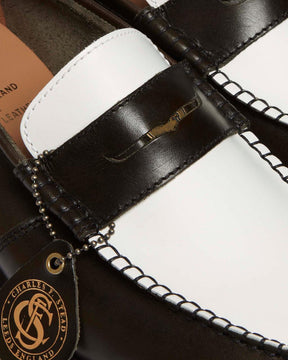 Penton Made in England Loafer in Olive + White