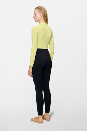 Warm Up Tights in Black
