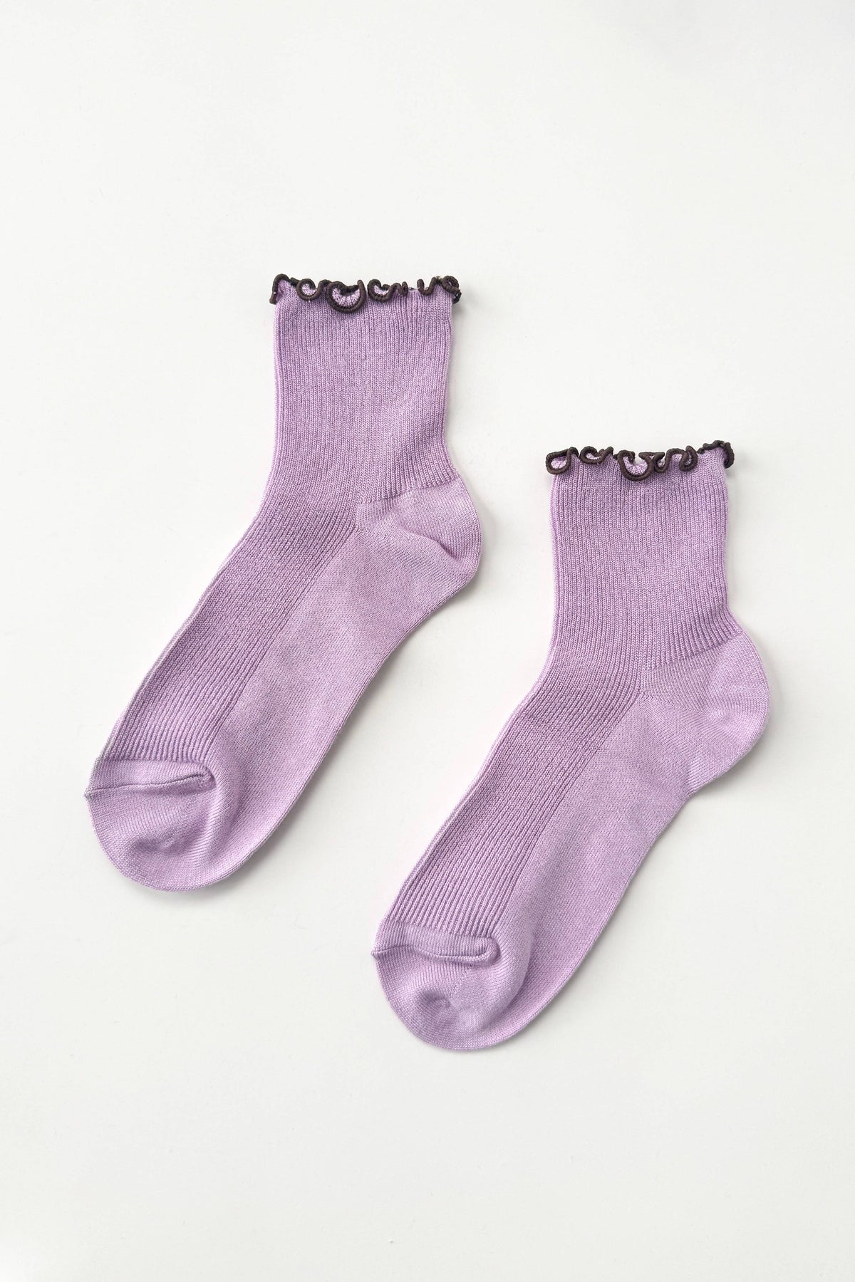 The Petite Ruffled Modal Socks Lilac / Brown